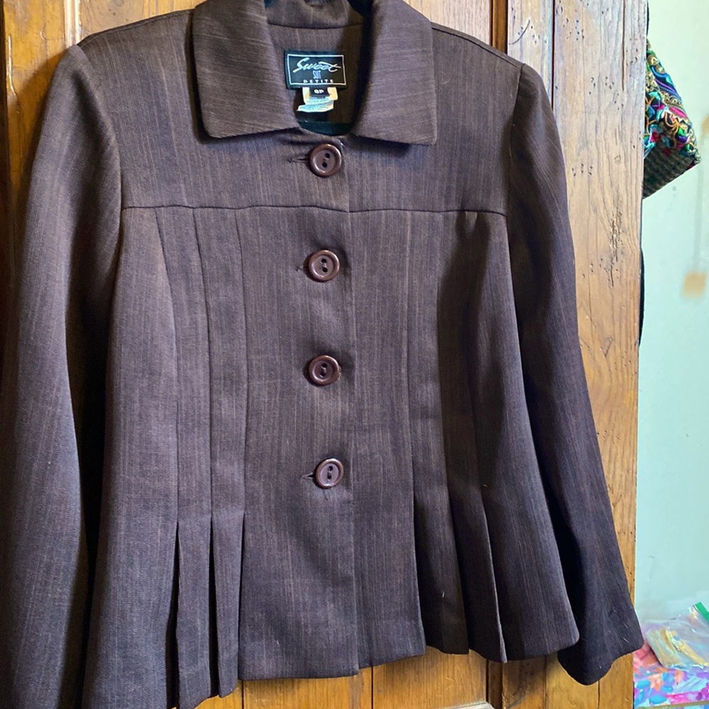 Blazer and skirt set . Elegant. Looks so much better on with white shirt